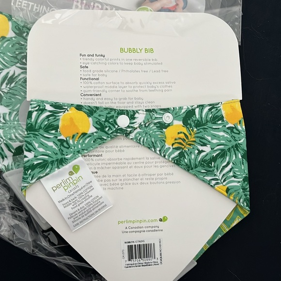 Teething bib - Picture 2 of 2